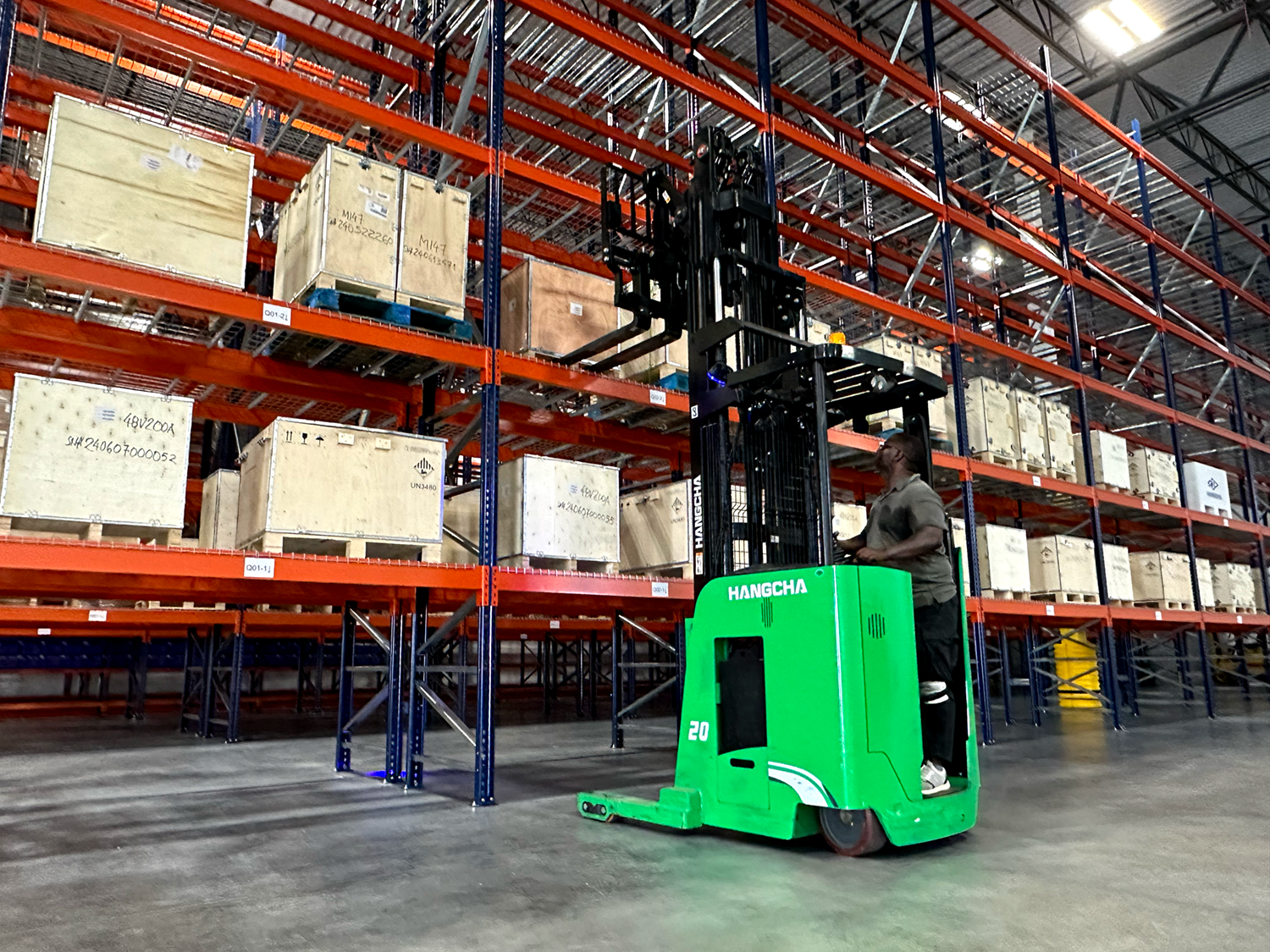 Lithium-ion Electric Forklifts, The Best Option For Indoor And Warehouse Applications